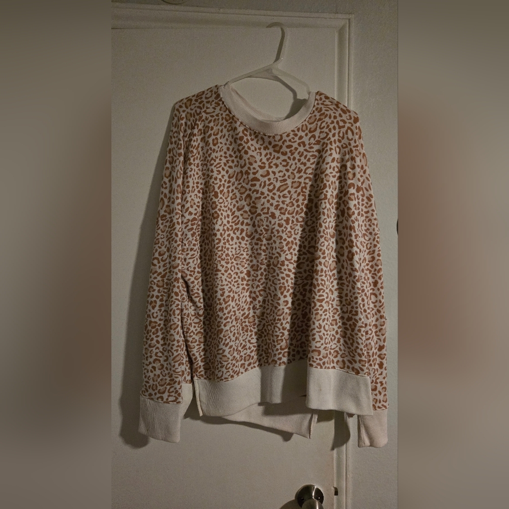 Time and Tru Leopard Print Sweater - Cream and Brown